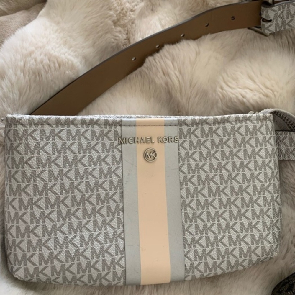 Michael Kors Zip Belt Bag